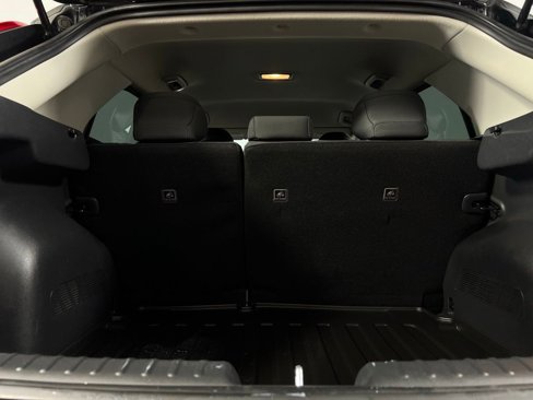 Used 2023 Kia Niro LX image 28
