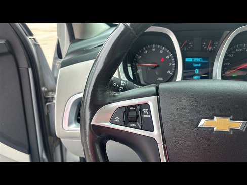 Used 2017 Chevrolet Equinox Premier image 13