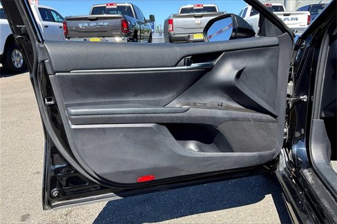 Used 2021 Toyota Camry SE image 22
