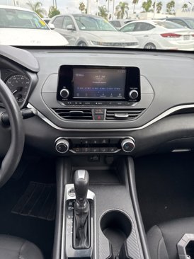 Used 2022 Nissan Altima 2.5 S image 11