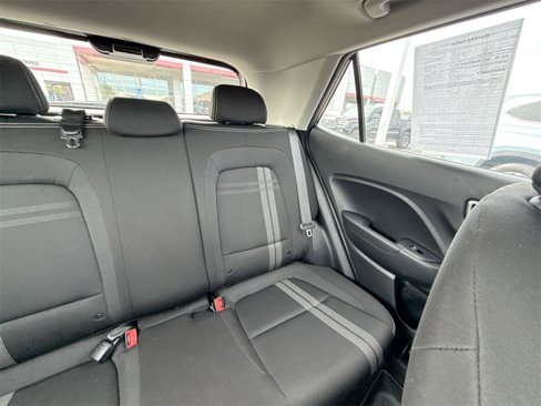 Used 2020 Hyundai Venue SEL w/ Convenience Package image 14