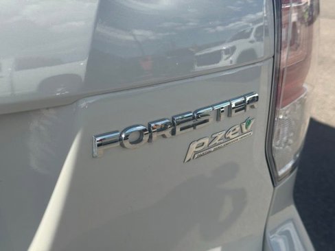 Used 2017 Subaru Forester 2.5i Touring image 21