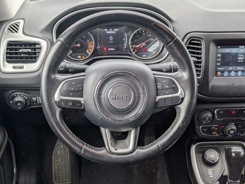 Used 2019 Jeep Compass Latitude image 13