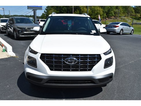 New 2025 Hyundai Venue SEL image 7