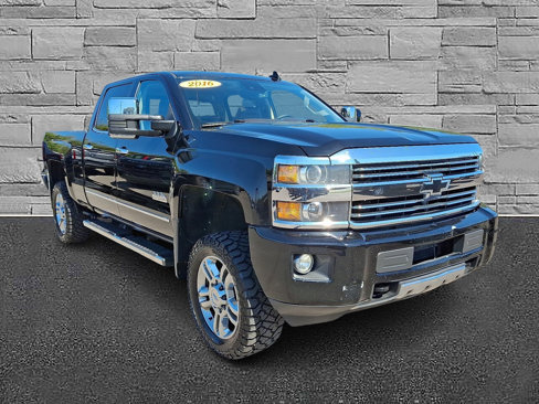 Used 2016 Chevrolet Silverado 2500 High Country w/ High Country Premium Package image 2