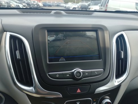 Used 2019 Chevrolet Equinox LS image 21
