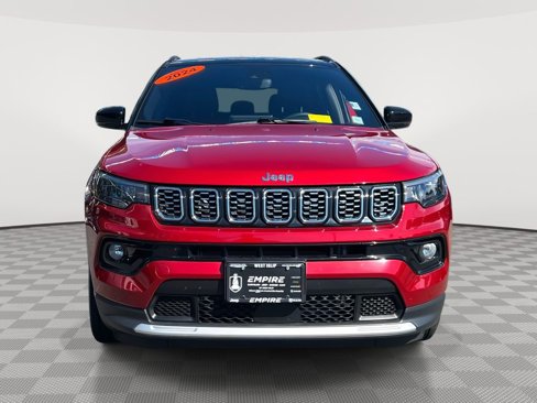 Used 2024 Jeep Compass Limited image 2