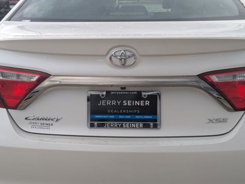 Used 2015 Toyota Camry XSE image 13