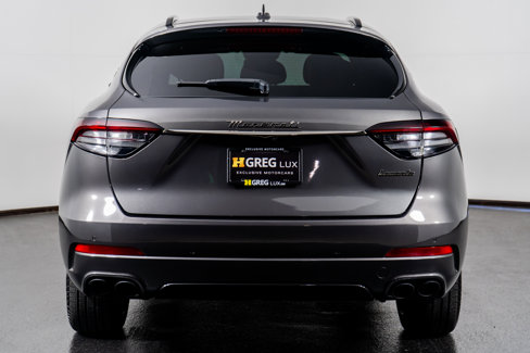 Used 2022 Maserati Levante GT image 11