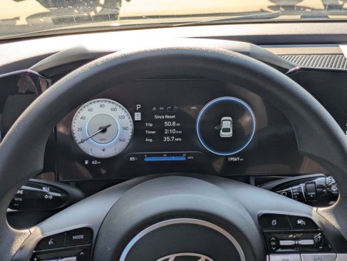 Used 2024 Hyundai Elantra SEL image 24