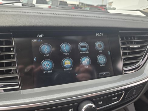 Used 2018 Buick Regal Preferred w/ Sights and Sounds Package image 17