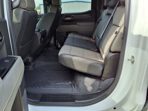 Used 2025 Chevrolet Silverado 1500 ZR2 w/ Technology Package image 18