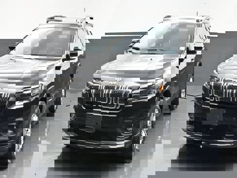 Used 2022 Jeep Cherokee Latitude Lux w/ Sun & Sound Group image 47