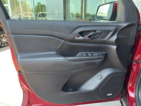 Used 2019 GMC Acadia SLT image 13