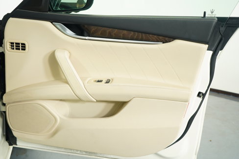 Used 2022 Maserati Ghibli Modena image 45