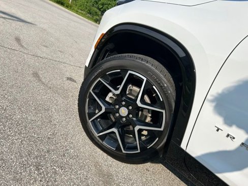 Used 2024 Chevrolet Traverse RS image 54