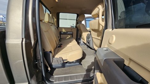 Used 2015 Ford F250 Lariat w/ Chrome Package image 13