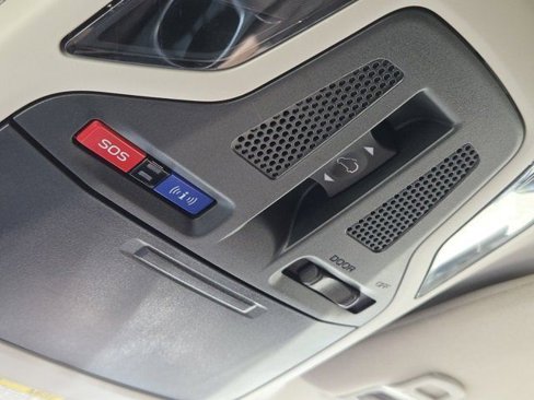 Used 2021 Subaru Outback Touring w/ Popular Package #2 image 18