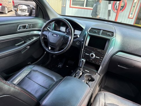 Used 2016 Ford Explorer Sport image 19