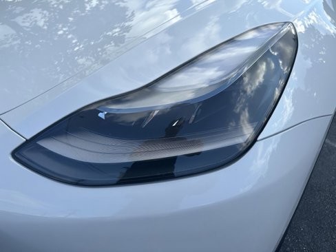 Used 2022 Tesla Model Y Performance image 12