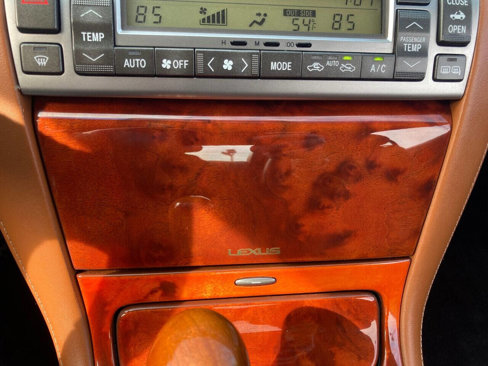 Used 2003 Lexus SC 430 Convertible image 49