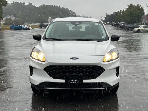 Used 2022 Ford Escape S image 10