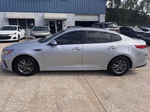 Used 2019 Kia Optima LX image 8