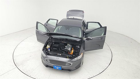 Used 2019 Ford Fusion SE image 14