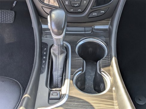Used 2020 Buick Envision Essence w/ Experience Buick Package image 24