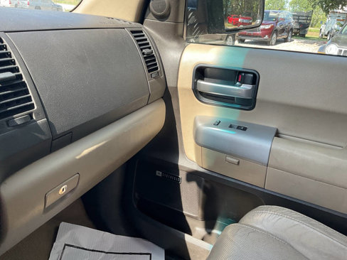 Used 2008 Toyota Sequoia Platinum w/ Cold Area Pkg image 18