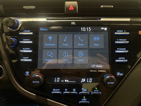 Used 2020 Toyota Camry XLE image 25