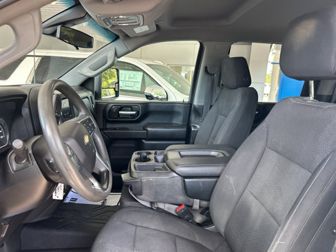 Used 2022 Chevrolet Silverado 2500 Custom w/ Custom Convenience Package image 11