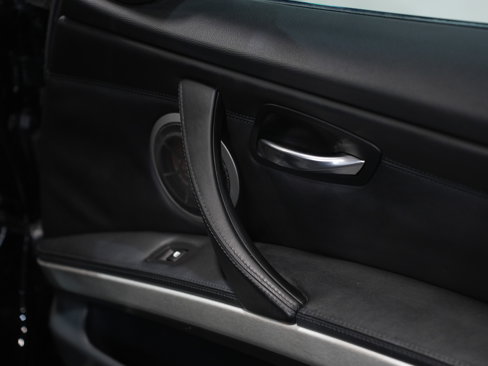 Used 2011 BMW M3 Sedan image 26