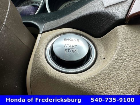 Used 2012 Mercedes-Benz C 300 Sport image 19