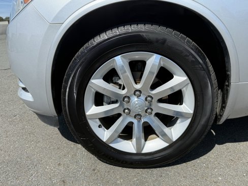 Used 2017 Buick Enclave Premium w/ Experience Buick Package image 11