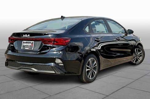 Certified 2023 Kia Forte LXS image 11
