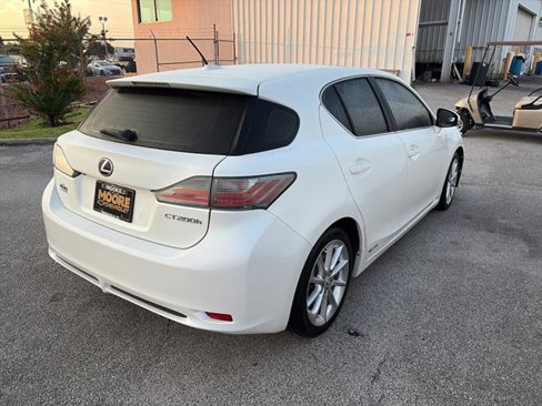 Used 2012 Lexus CT 200h Premium image 7