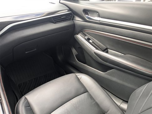 Used 2023 Nissan Altima 2.5 SR w/ SR Premium Package image 17