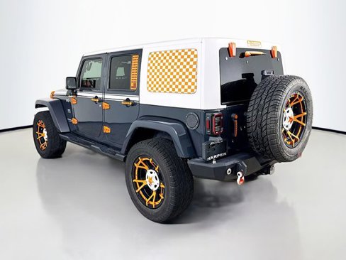 Used 2017 Jeep Wrangler Unlimited Sahara w/ Quick Order Package 24E Chief image 7