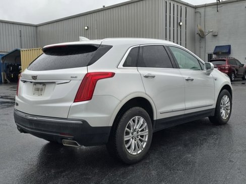 Used 2017 Cadillac XT5 FWD image 10