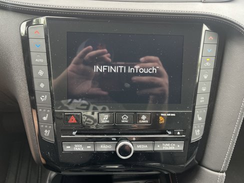 Used 2025 INFINITI QX50 Sport image 15