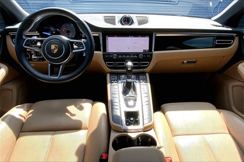 Certified 2021 Porsche Macan S image 6