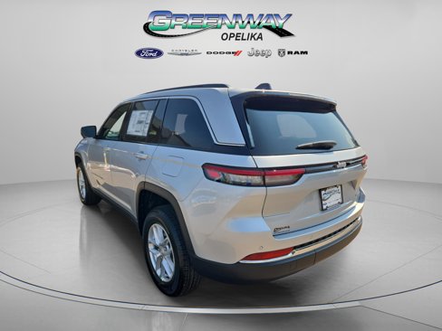 New 2025 Jeep Grand Cherokee Laredo X image 25