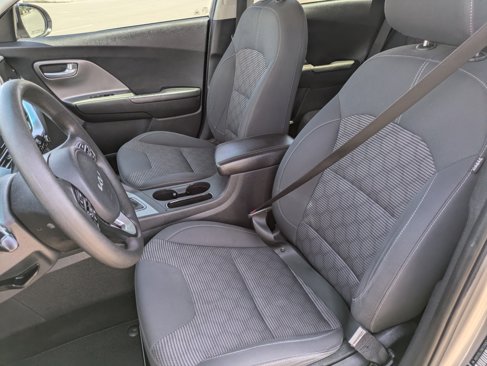 Used 2022 Kia Niro LX image 26