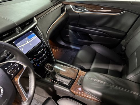 Used 2013 Cadillac XTS Luxury w/ Driver Awareness Package image 32