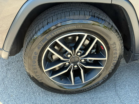 Certified 2021 Jeep Grand Cherokee Trailhawk image 36