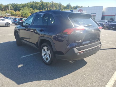 Used 2020 Toyota RAV4 XLE image 3