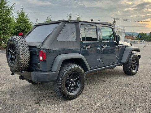 Used 2018 Jeep Wrangler Unlimited Sport image 15