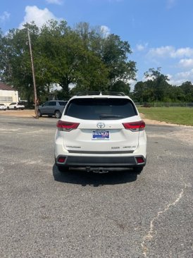 Used 2018 Toyota Highlander Limited Platinum image 7