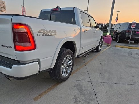 Used 2019 RAM 1500 Laramie w/ Sport Appearance Package image 5